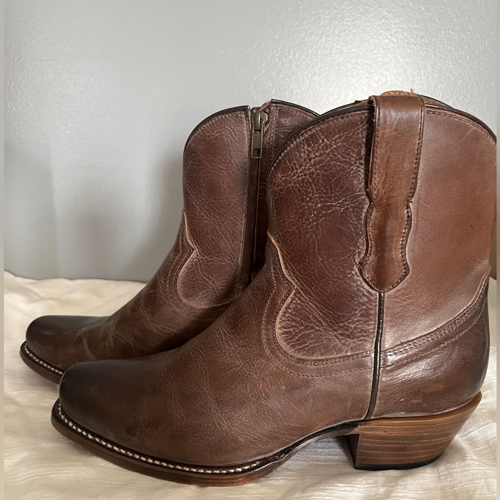 Cleo + Wolf Women Brown Boot Size 7 - Picture 3 of 7